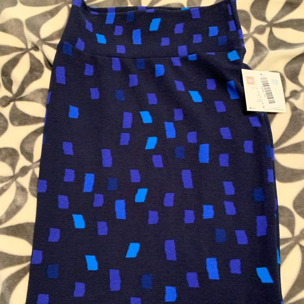 Lularoe Cassie skirt or tube top! New with tags XS